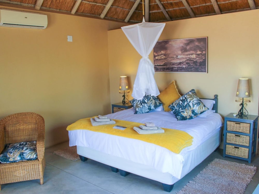 Masodini Private Game Lodge 7/47