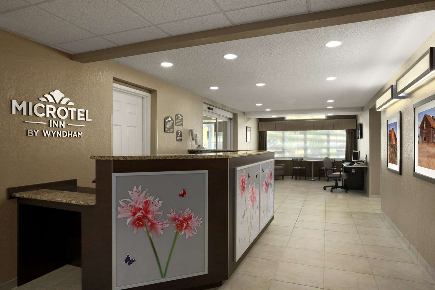 Microtel Inn By Wyndham Mineral Wells/Parkersburg 1/6