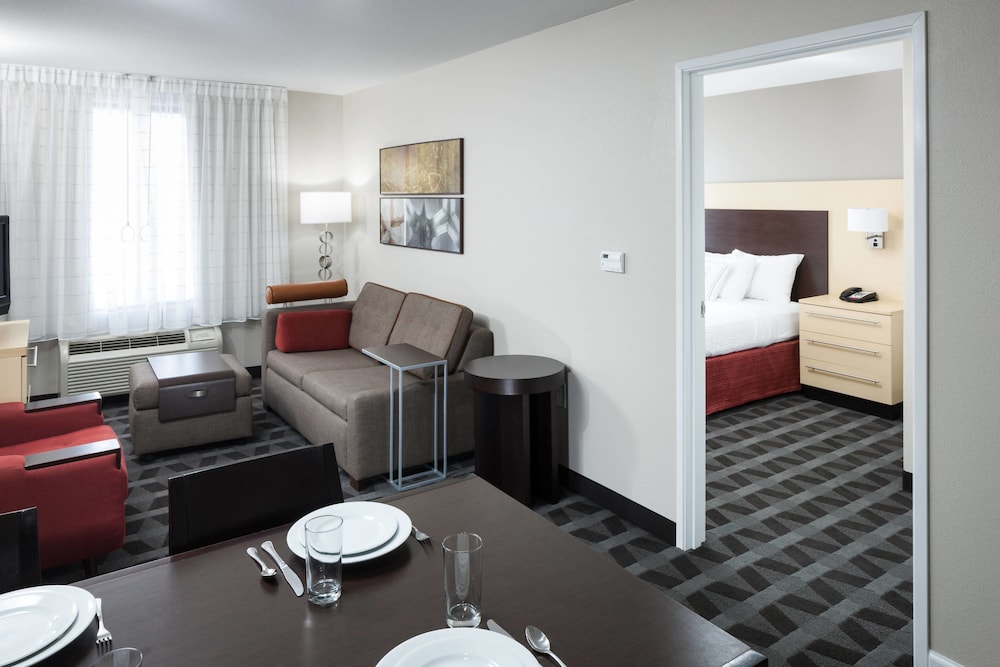 Towneplace Suites By Marriott Columbia Southeast Ft Jackson 33/47