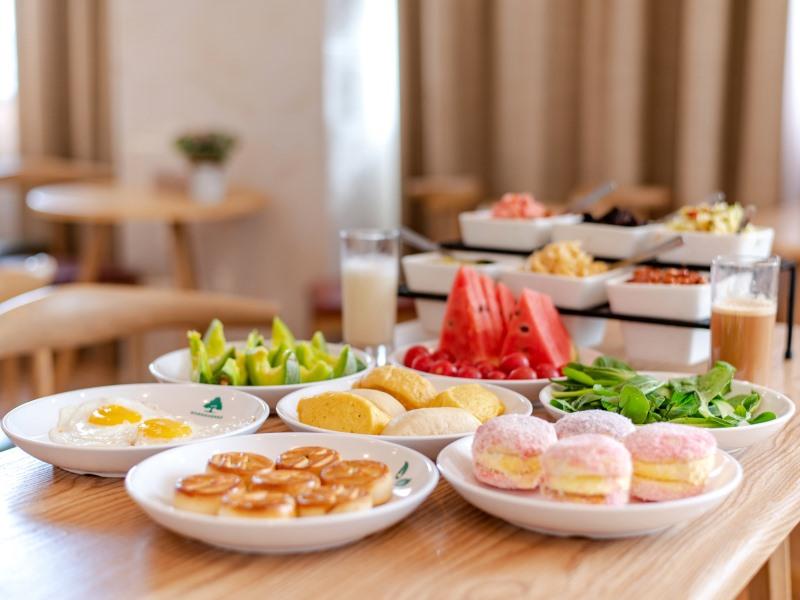 GreenTree Inn Hefei Binhu New District Ziyun Road and Qingtan Road Jianghuai Car Factory 12/18