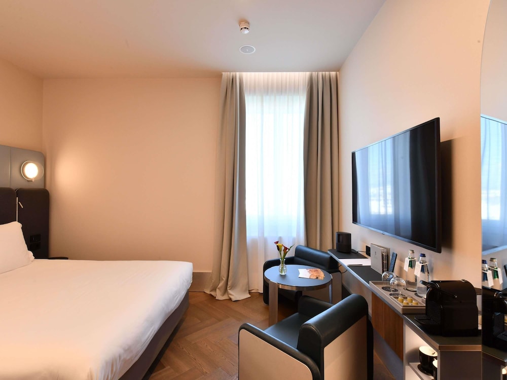 غرفة سوبيريور بسرير كينج، Palazzo Tirso Cagliari Mgallery 5/10