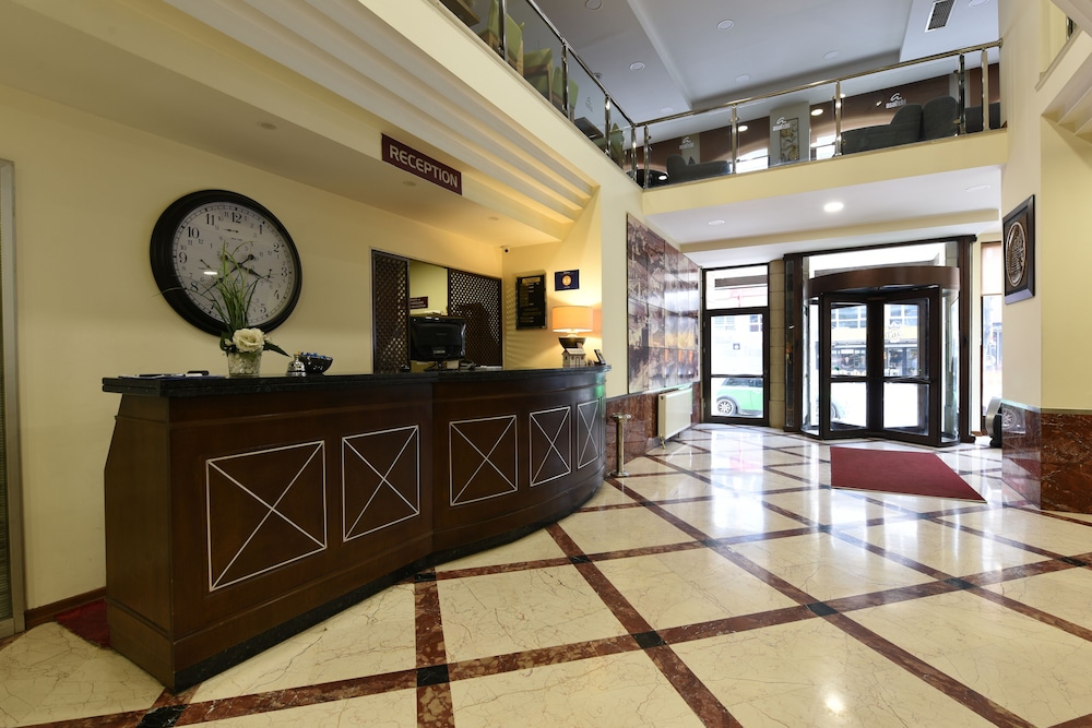 Asal Hotel 3/39