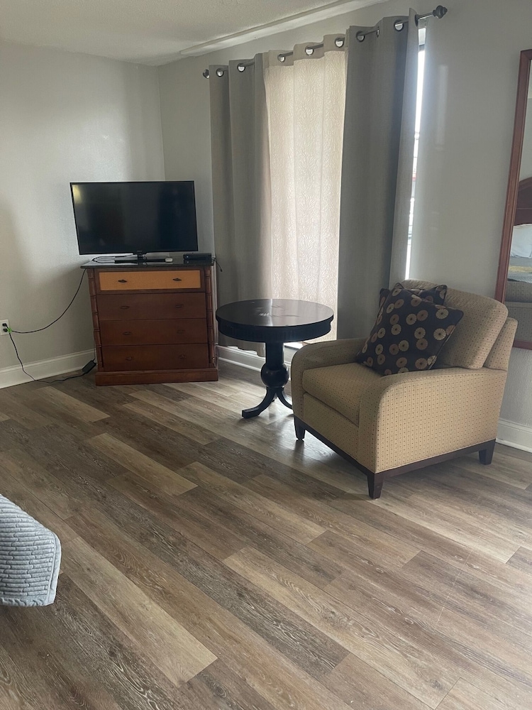 ANS Inn & Suites 36/50