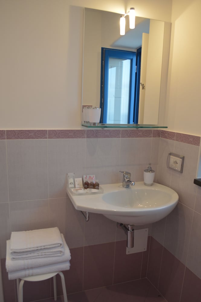 'A Alera Room And Breakfast 43/50