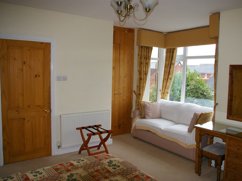 The Grange 14/22