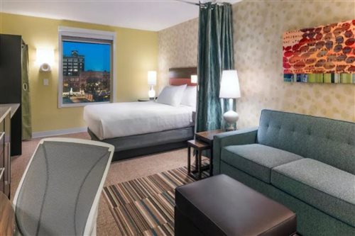 استوديو لذوي الإعاقة، Home2 Suites Kansas City Downtown 2/2