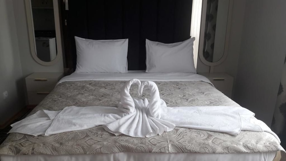 ALYA SUITE HOTEL 30/49