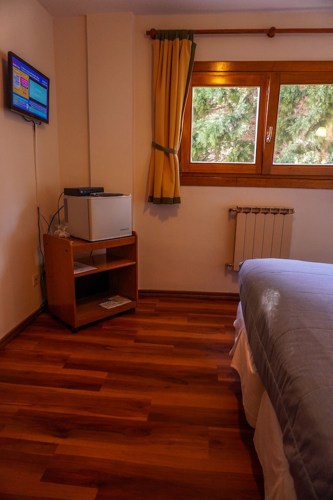 Intersur Amancay Bariloche 22/68