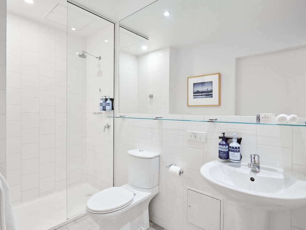 Novotel St Kilda 48/49