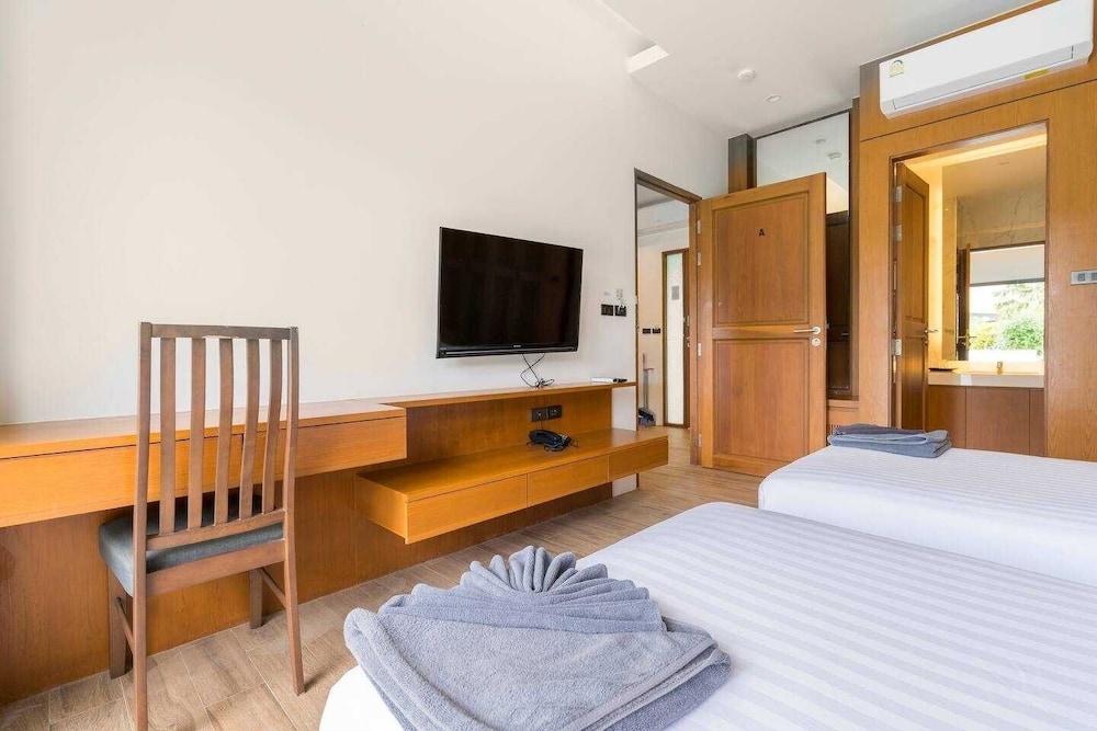 TAJH Pool Villas 14/50