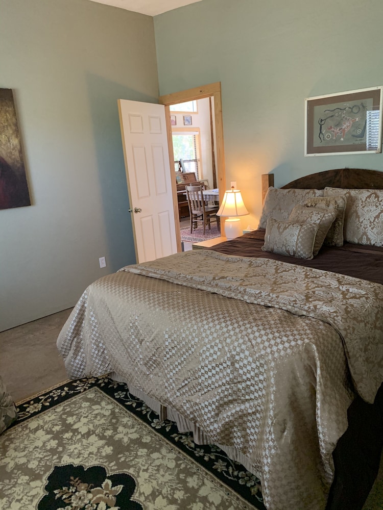 Davis Mountains Inn 7/40