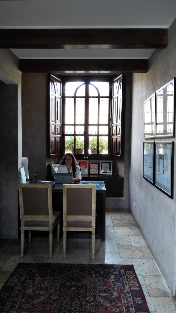 San Rafael Hotel 34/50