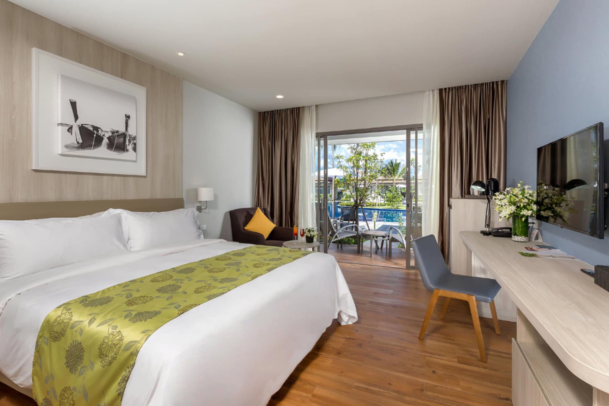 X10 Khaolak Resort in TAKUA PA