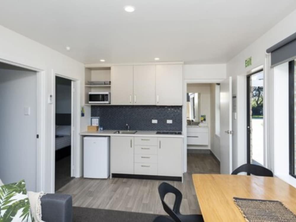 Waikanae Beach TOP 10 Holiday Park 4/50