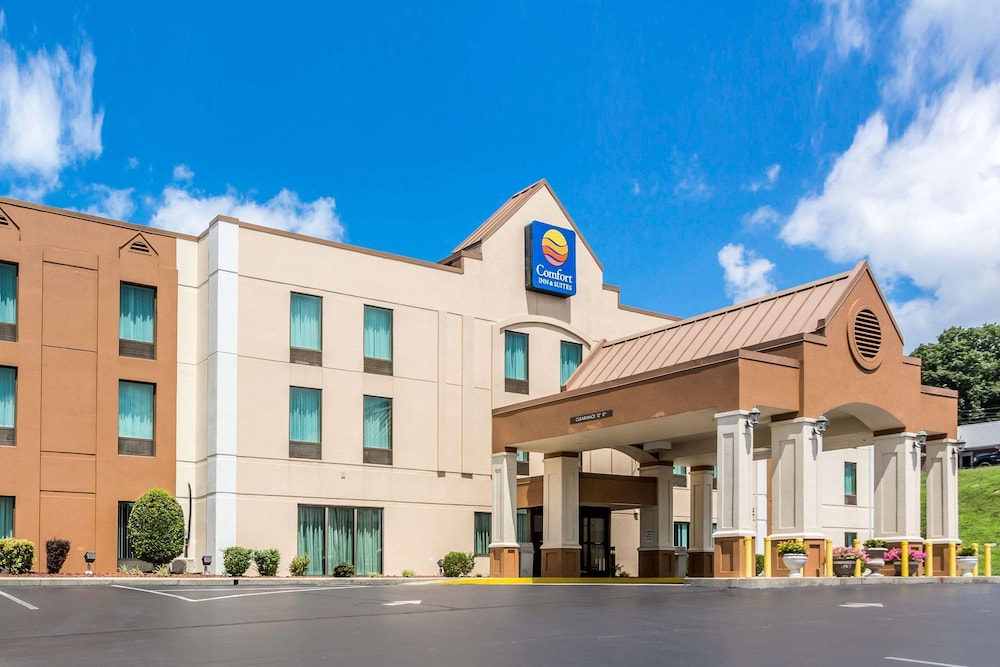 Comfort Inn & Suites Cookeville 1/33