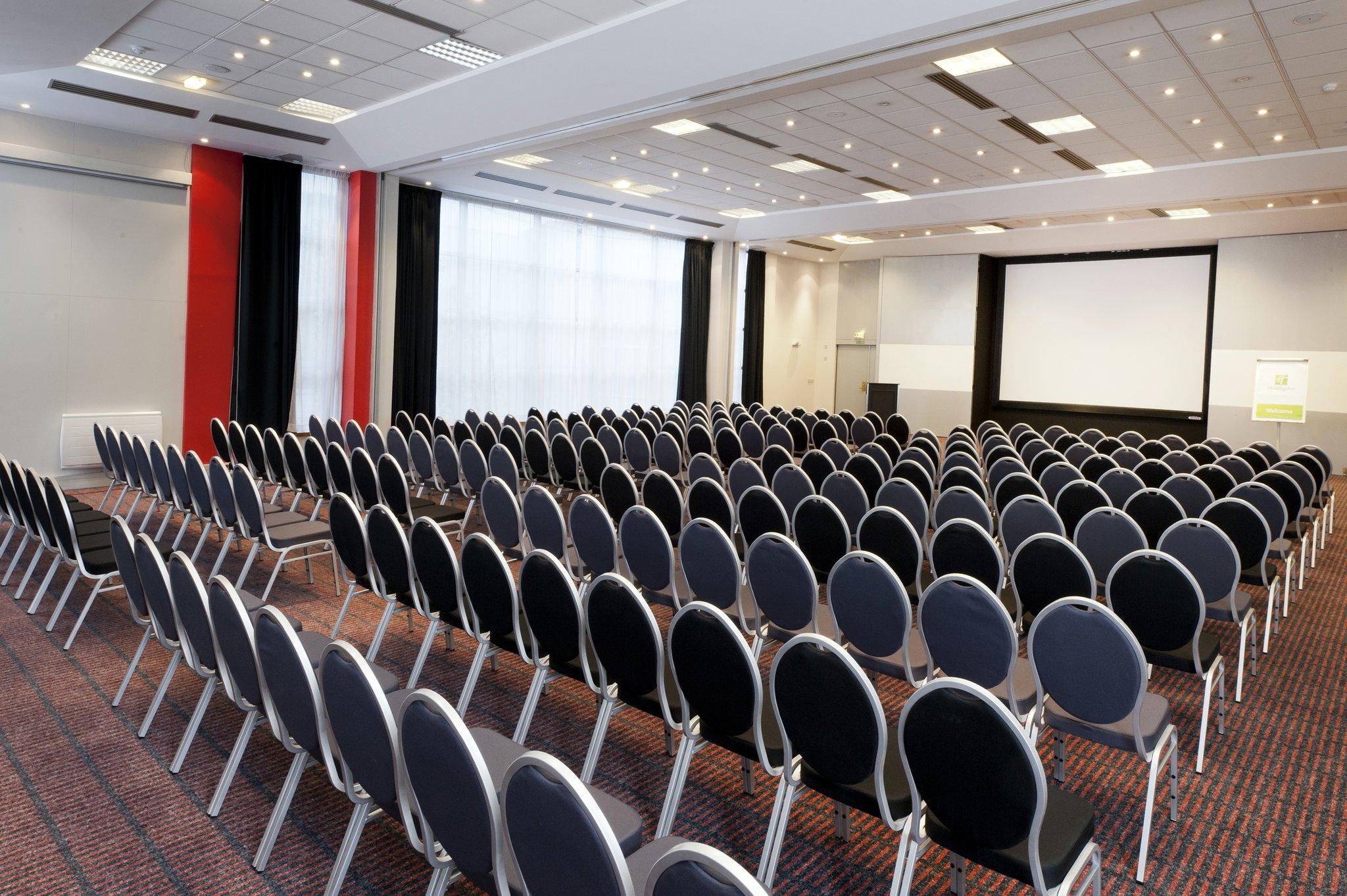 HOLIDAY INN PARIS MARNE LA VALLEE 43/50