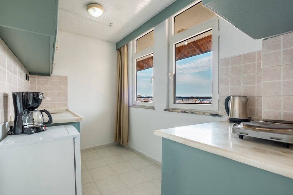 Babaoglu Apart Hotel 46/48