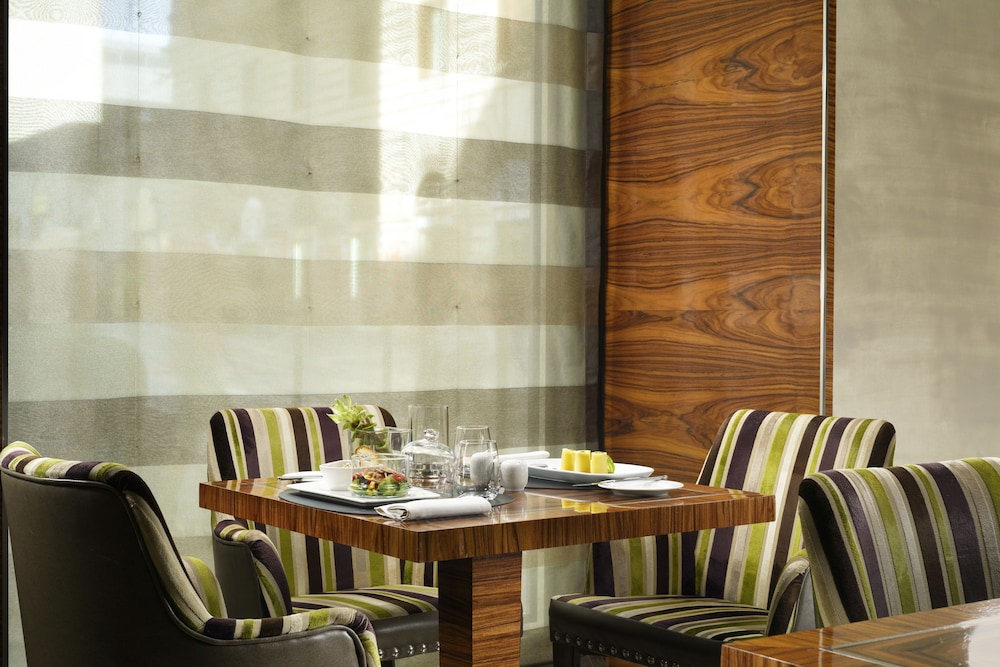 UNAHOTELS Deco Roma 64/79
