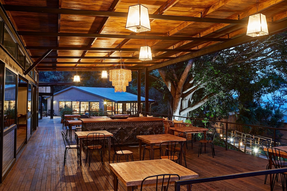 Fugitives Drift Lodge 26/44