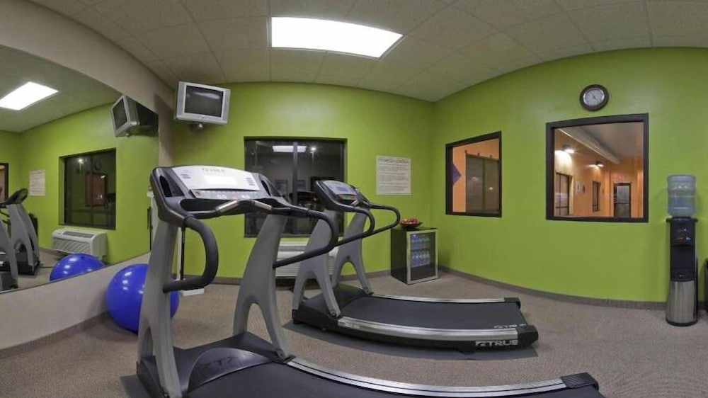 Holiday Inn Carbondale-Conference Center 34/81