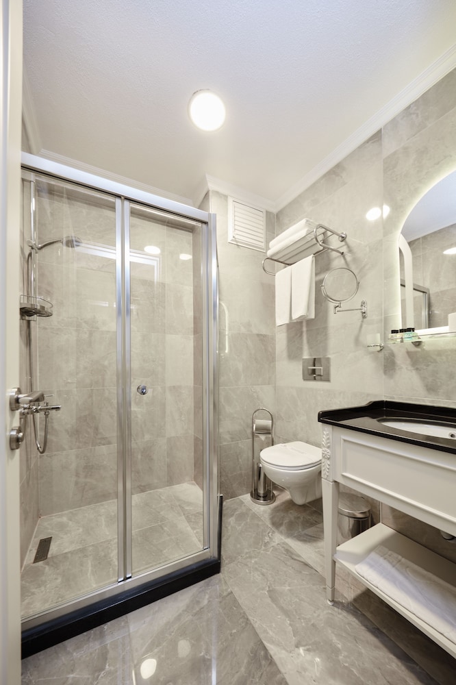 Albinas Hotel 19/65