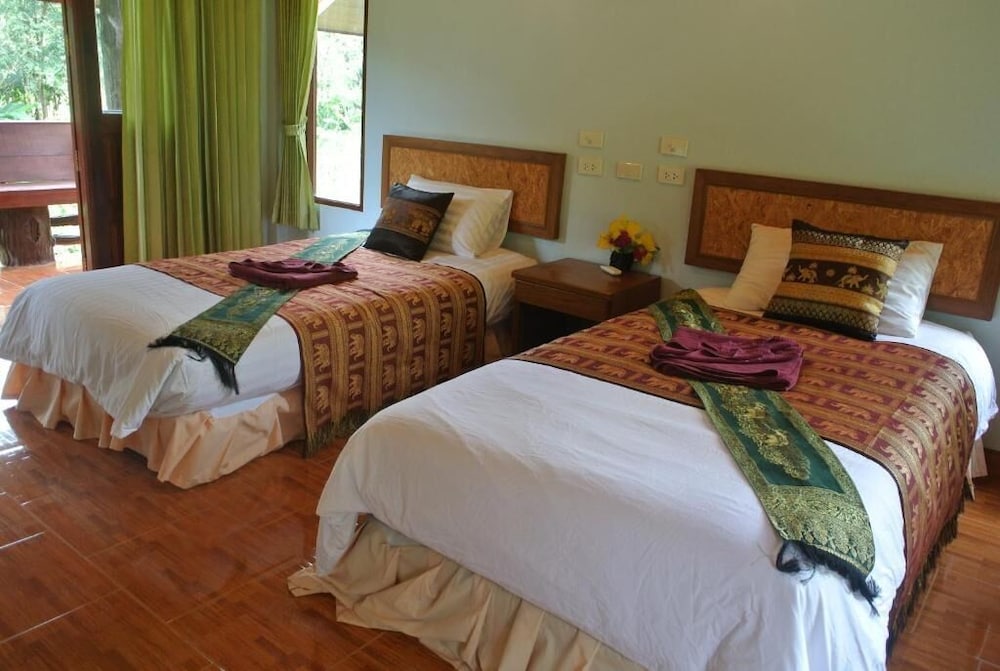 Khaosok Rainforest Resort 12/50