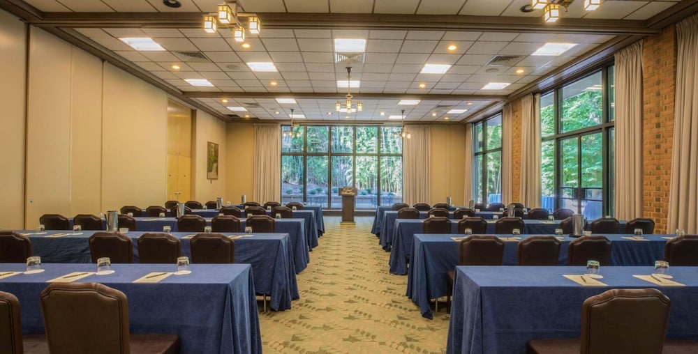 Woodlands Hotel & Suites - A Colonial Williamsburg Hotel 53/64