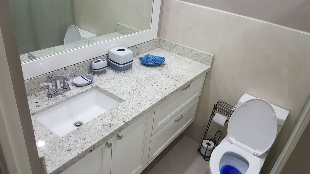 The Ravina Corporate Suites 17/19