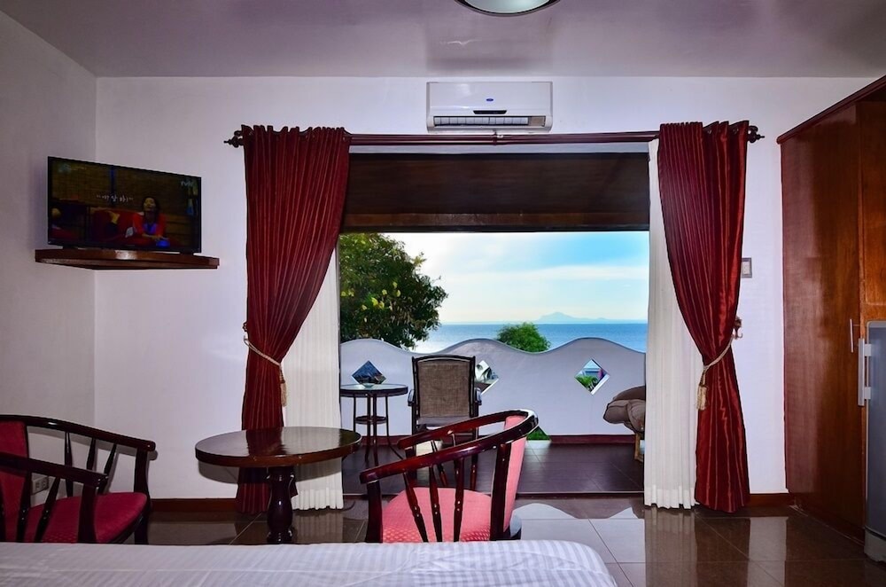 Steps Garden Resort 51/71