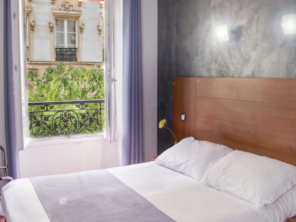 Hotel Paris Bruxelles 34/47