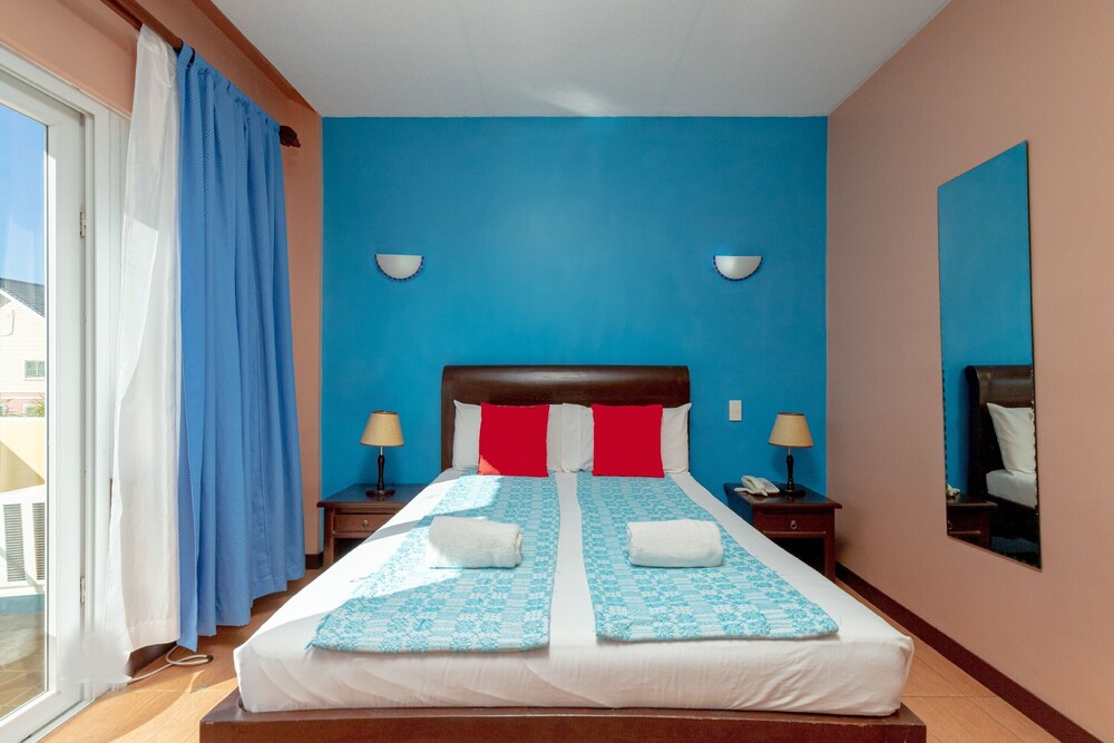 Ovemar Resort Hotel 13/24