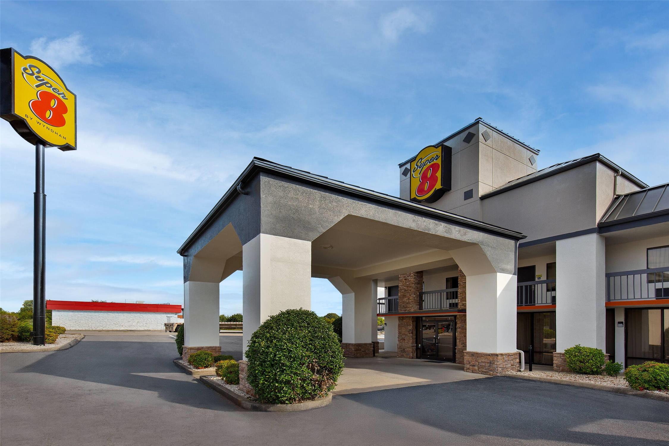 Super 8 By Wyndham Bulls Gap Greeneville Area 19/22