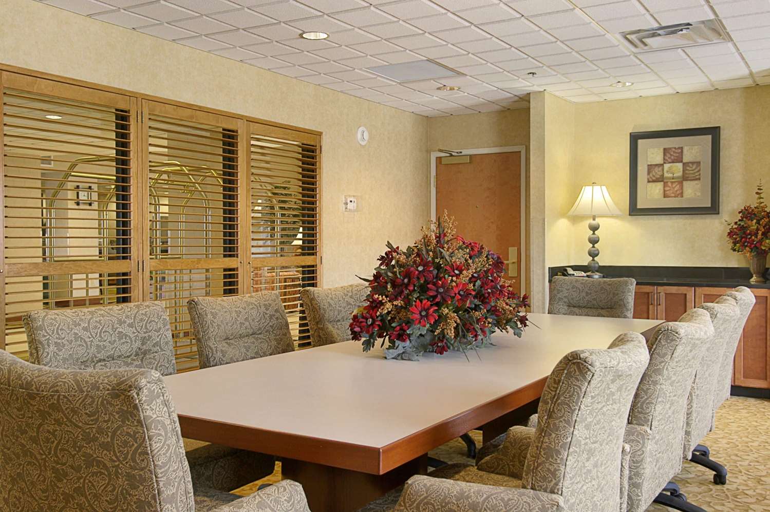 Wingate By Wyndham Warner Robins 7/9