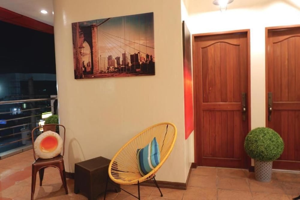 The Stopover Hostel Mactan 11/21