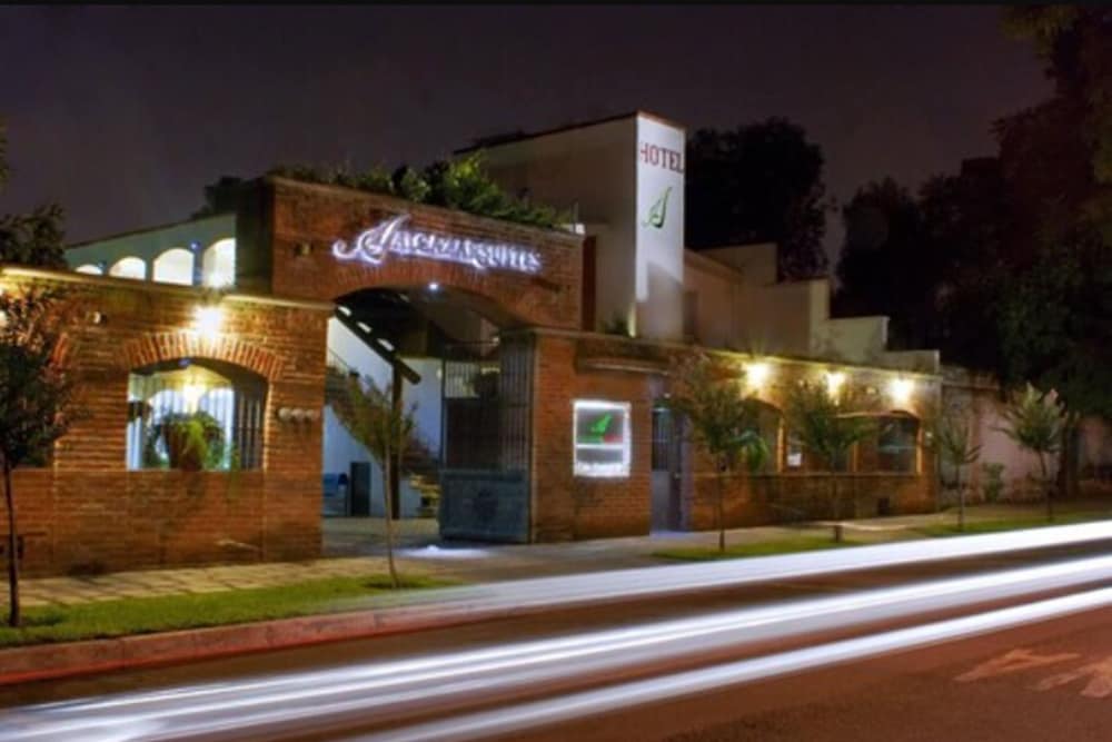 Alcazar Suites 5/30