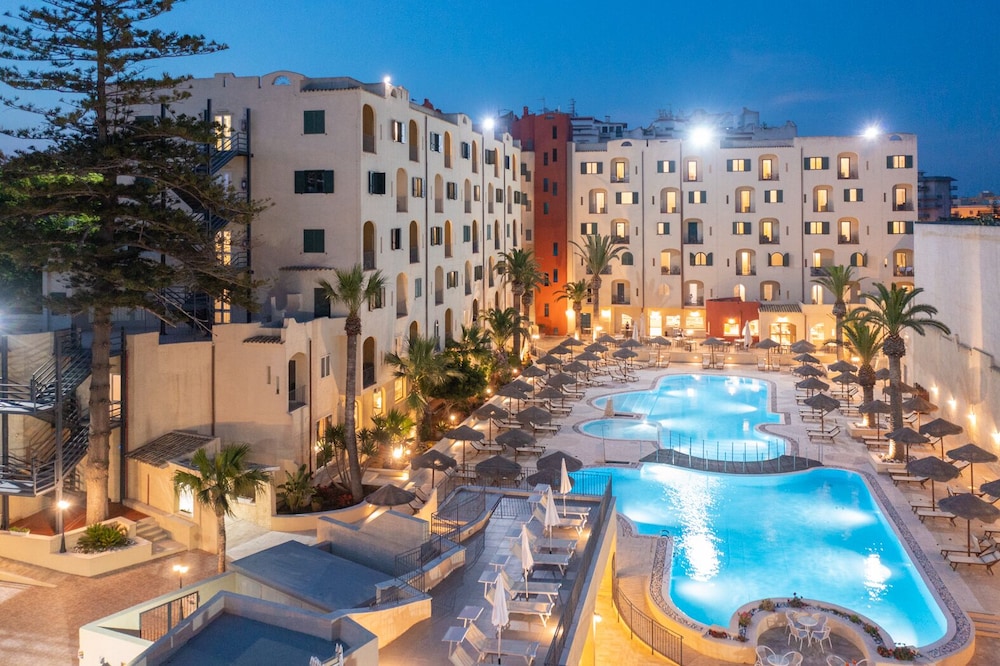 Hopps Hotel 32/41
