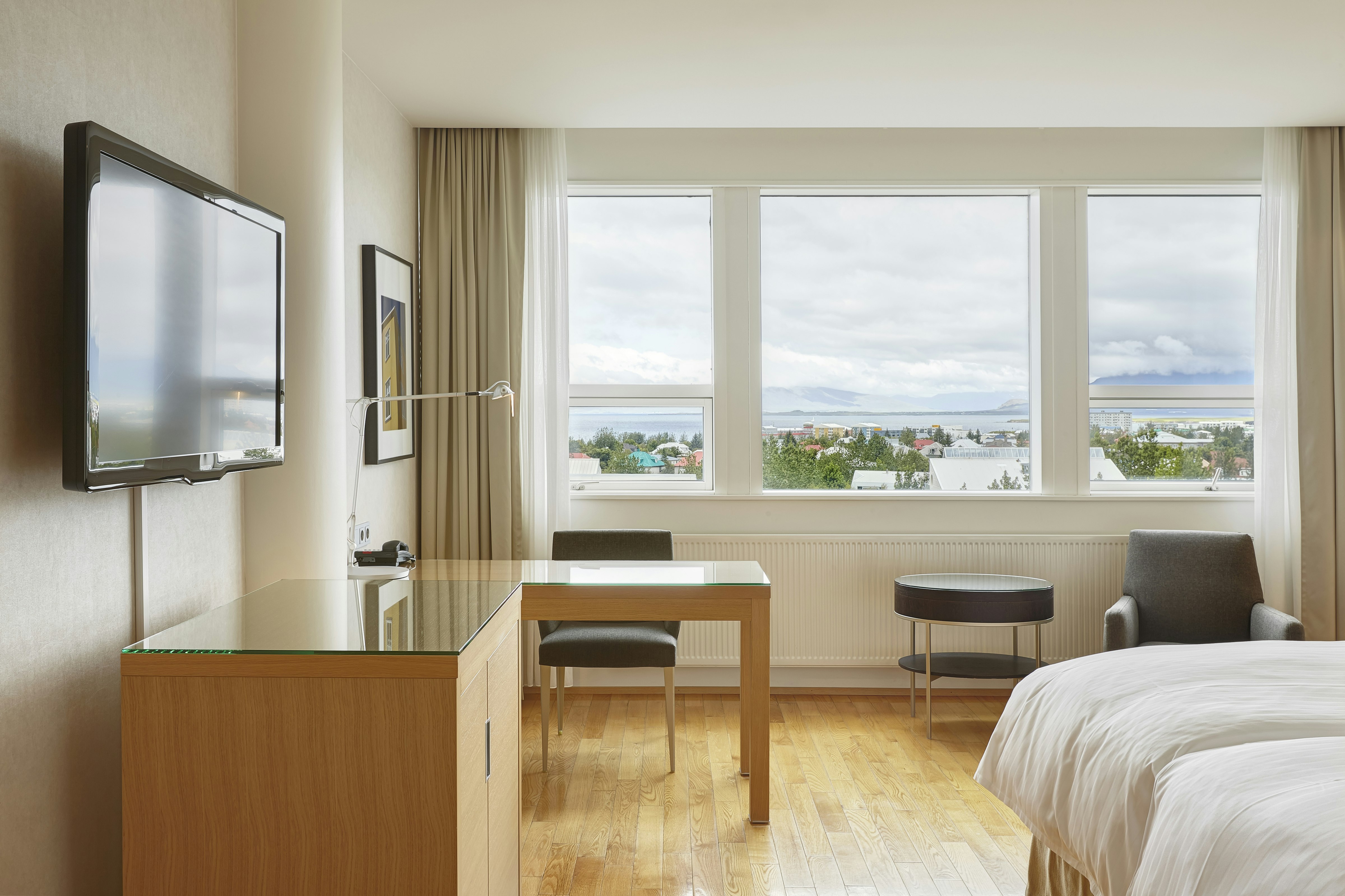 Hilton Reykjavik 19/89