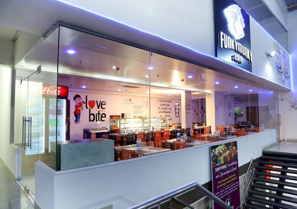 Triguna Clarks Inn Kurnool in KURNOOL