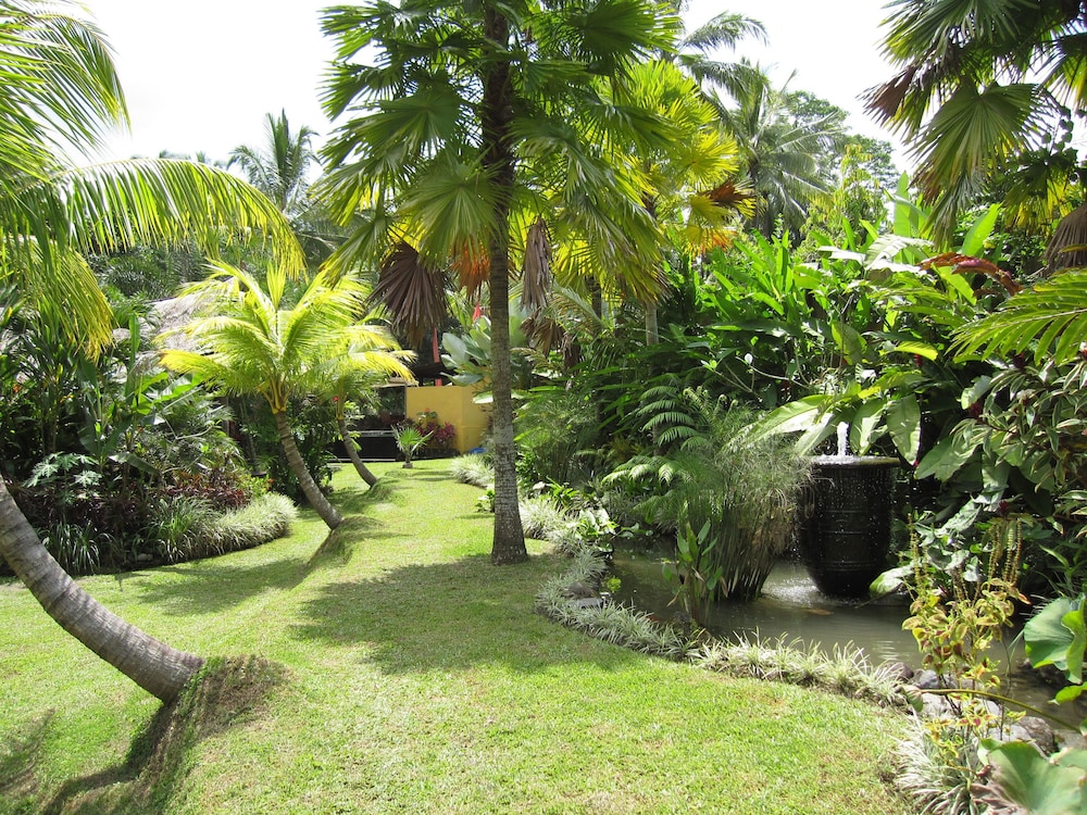 Jendela Di Bali Villa 35/50