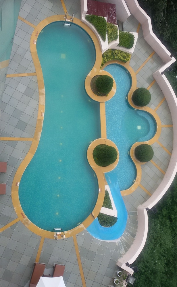 Park Plaza Chennai Omr 67/72