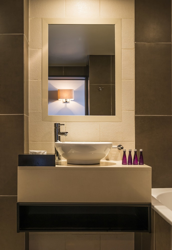 Avani, Superior, King Bed، Avani Lesotho Hotel & Casino 10/10