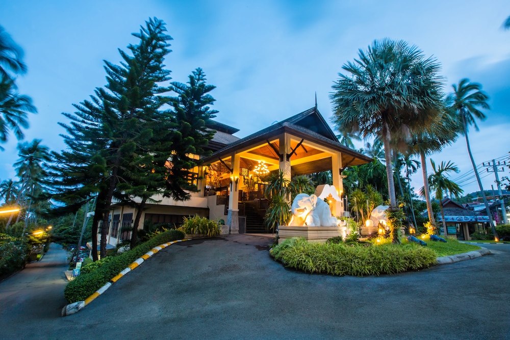 Fair House Beach Resort & Hotel 8/77