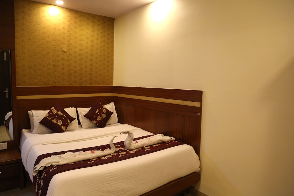 BUDGET, DOUBLE BED