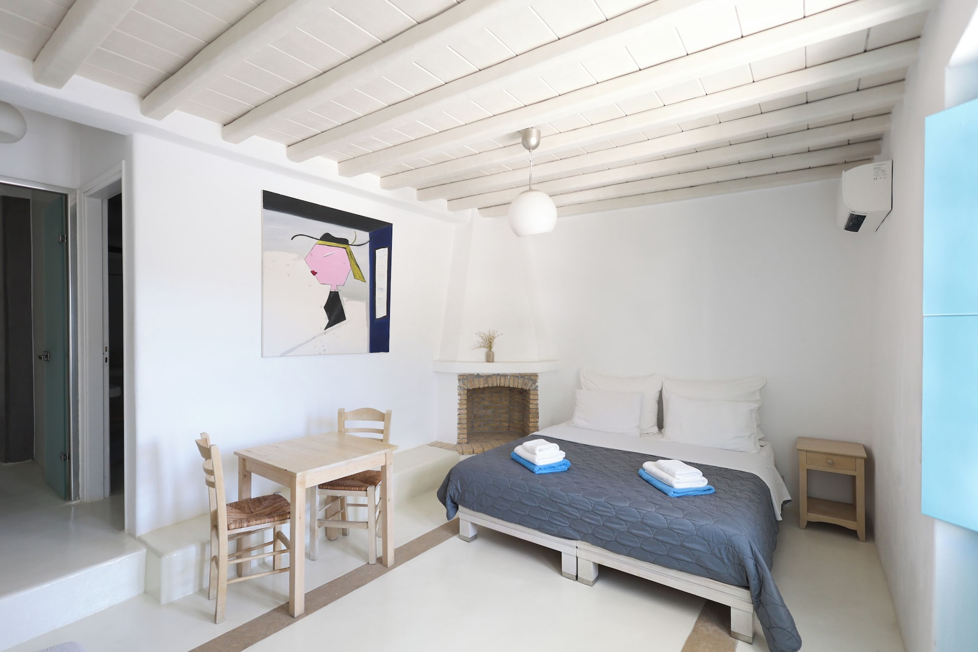 1 BEDROOM, CLASSIC, APARTMENT