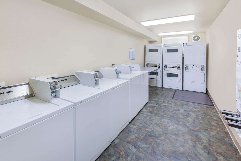 WoodSpring Suites Ankeny Des Moines 6/17