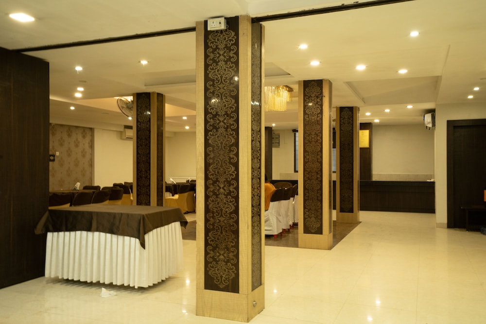 Hotel Samrat 32/45