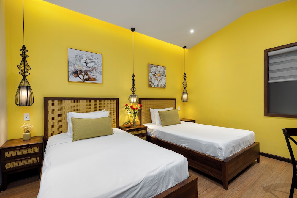 Superior, Twin Beds
