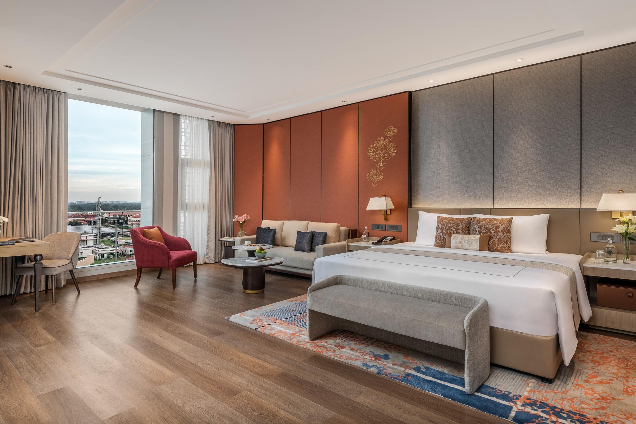 Executive, Suite, Airport View