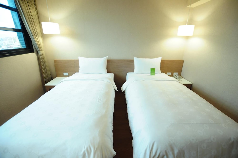 Kindness Hotel - Kaohsiung Main Station 12/51