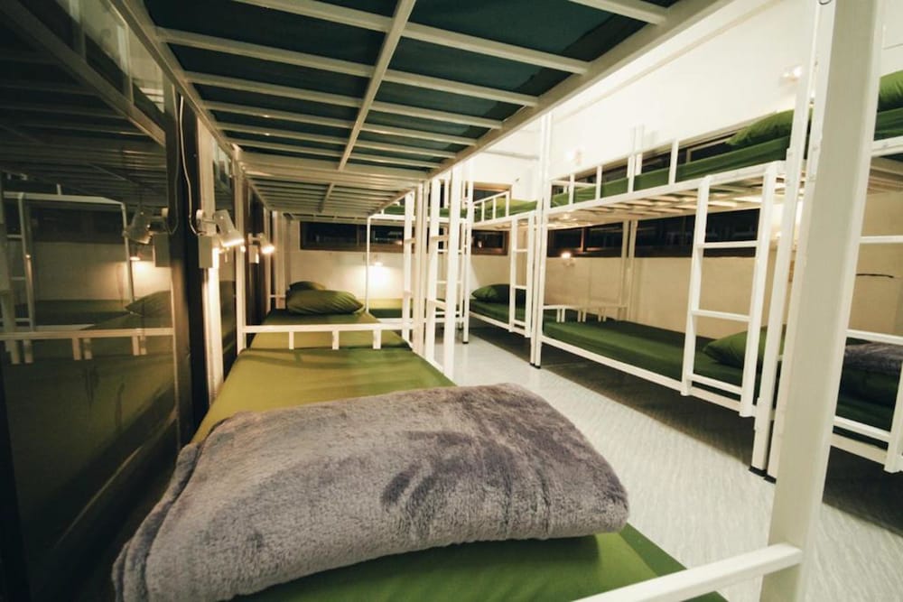 Mint Hostel 33/33
